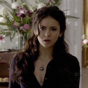 Elena Gilbert tvd top